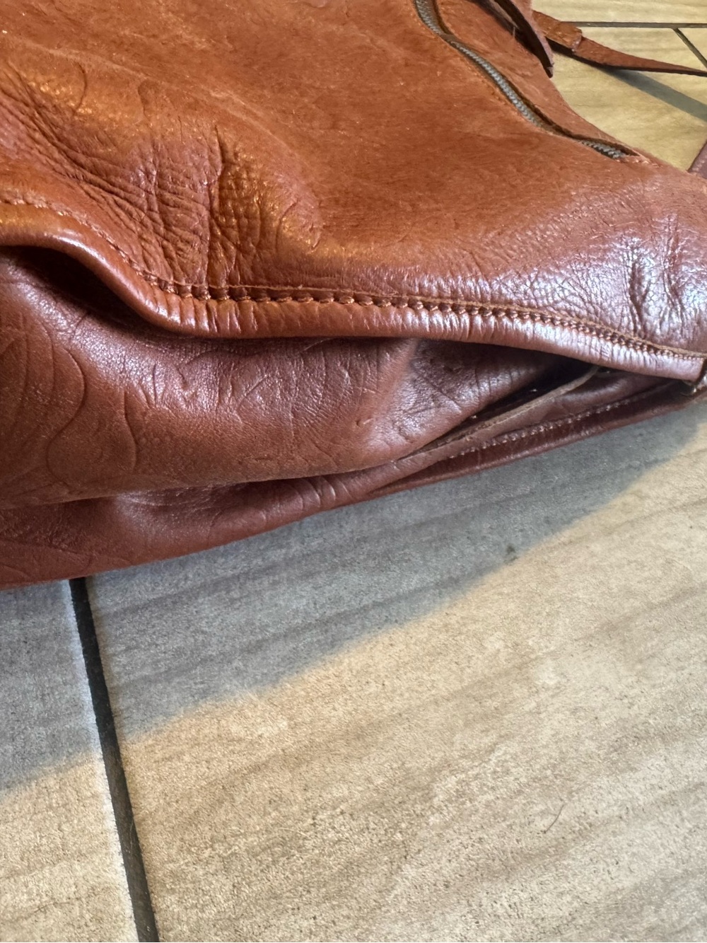 AMERICAN LEATHER CO Brandy Tooled Lenox Triple Entry Leather Tote Shoulder Bag - Picture 9 of 15